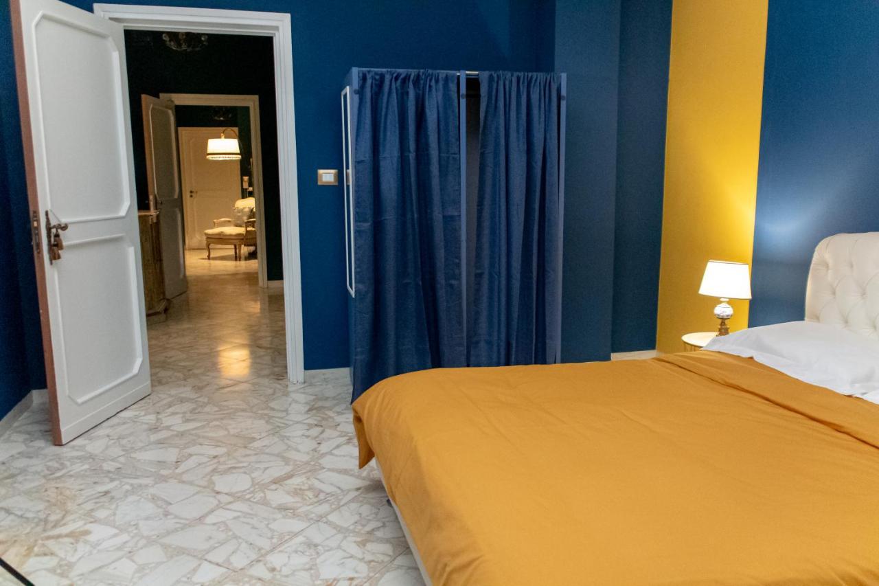 Interno 9 Hotel Bari Luaran gambar
